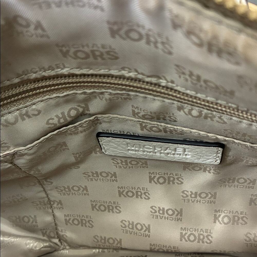 Michael Kors Grayson Monogram Handbag - Picture 8 of 9